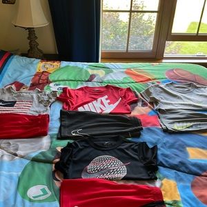 Nike Bundle - boys size 7